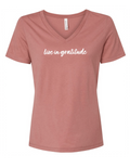 Live in Gratitude V-Neck Mauve 2